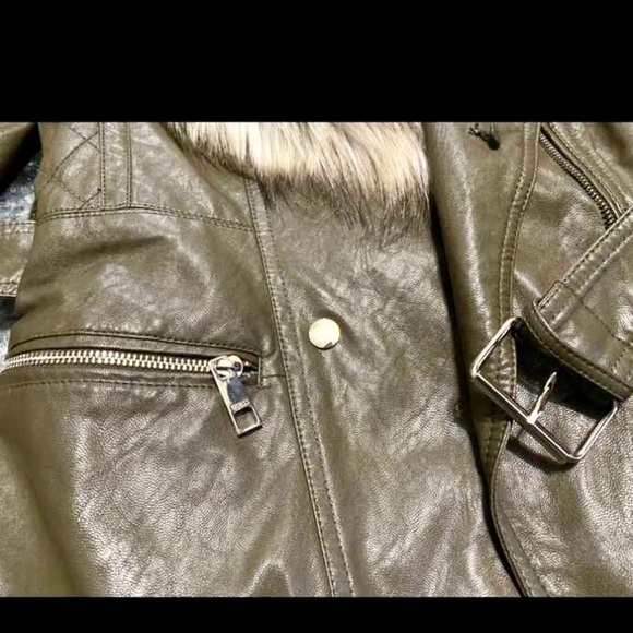 🔻SALE🔻GUESS🔹NEW WITH TAG - Picture 11 of 11